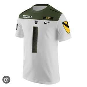 NWT nike white army black knights 1st cavalry devision replica jersey tee
